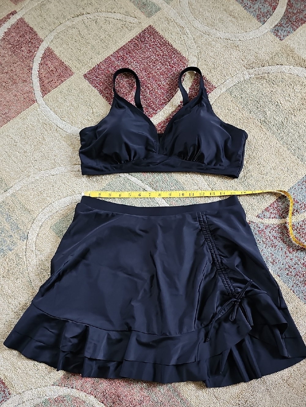 Women's, High Waisted Swimsuit w/ tummy control swim skirt, 2-piece XL Black